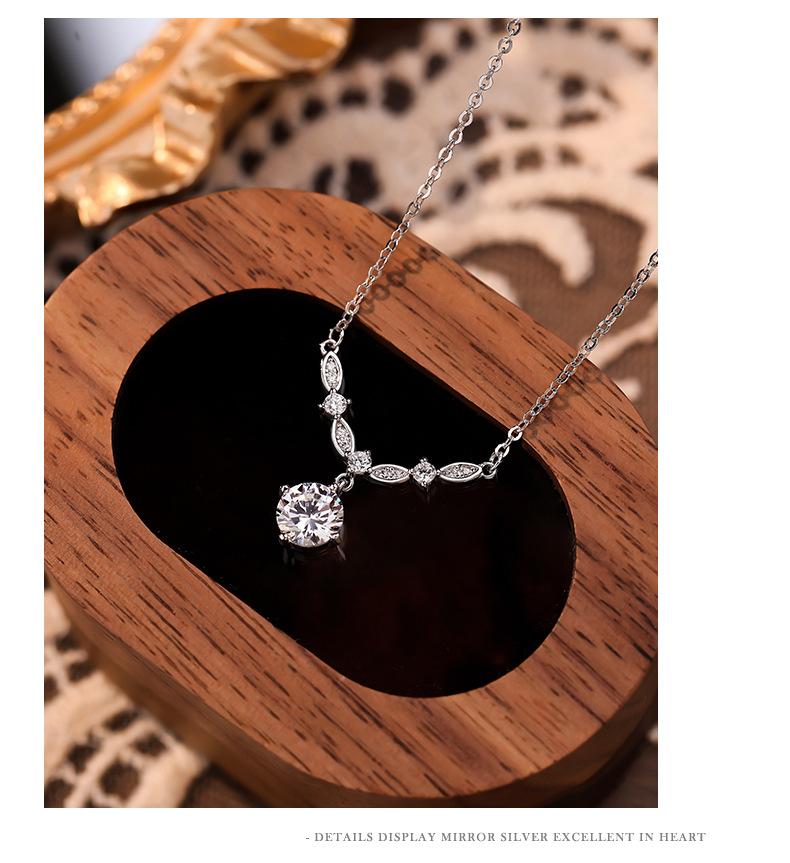 S999 Sterling Silver Sparkling Zircon Necklace for Women - Versatile High-End Niche Light Luxury Fine Silver Collarbone Chain